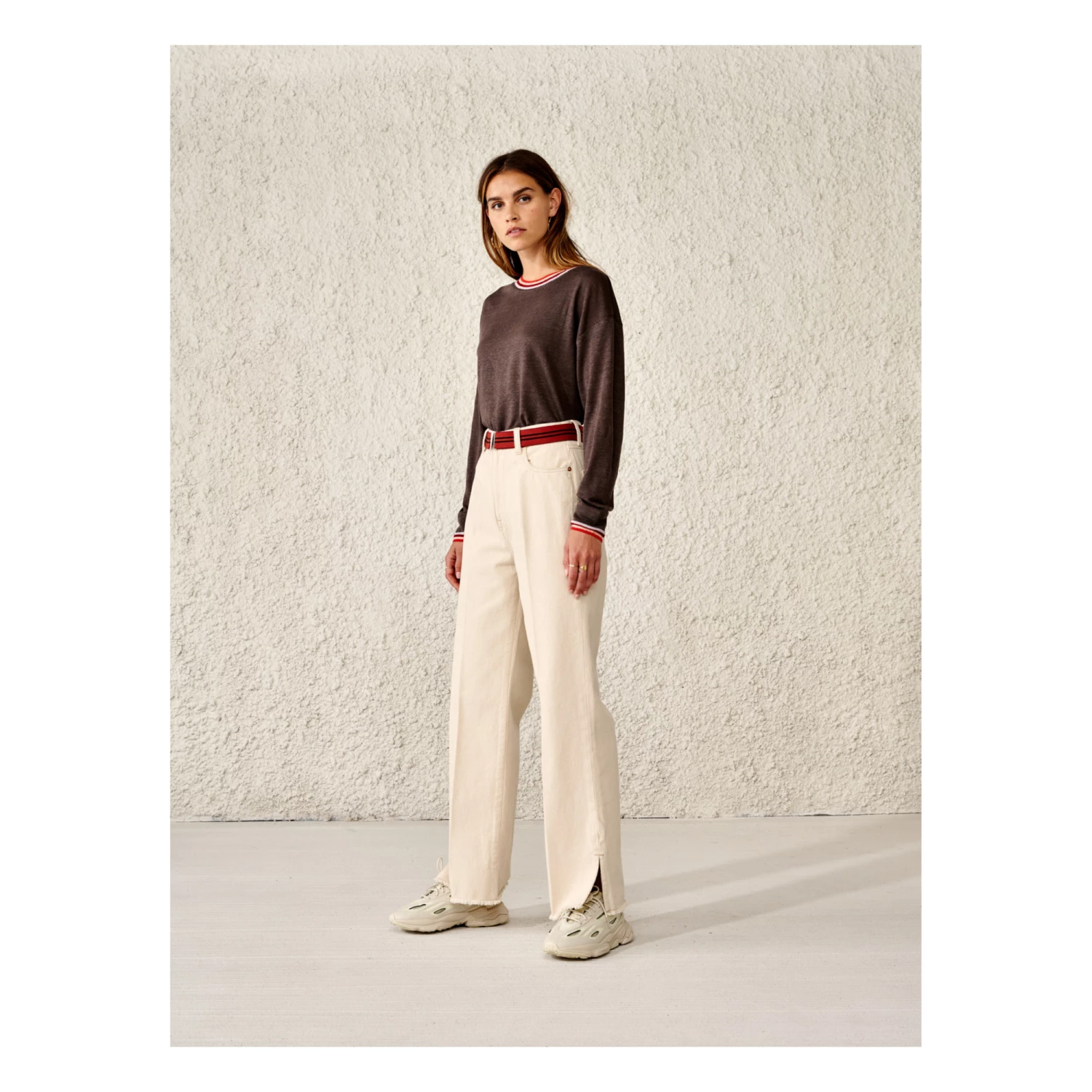 Senia Linen T-shirt - Women’s Collection - Chocolate Bellerose Fashion Adult 6 Senia Linen T-shirt - Women’s Collection - Chocolate Bellerose Fashion Adult - Image 6