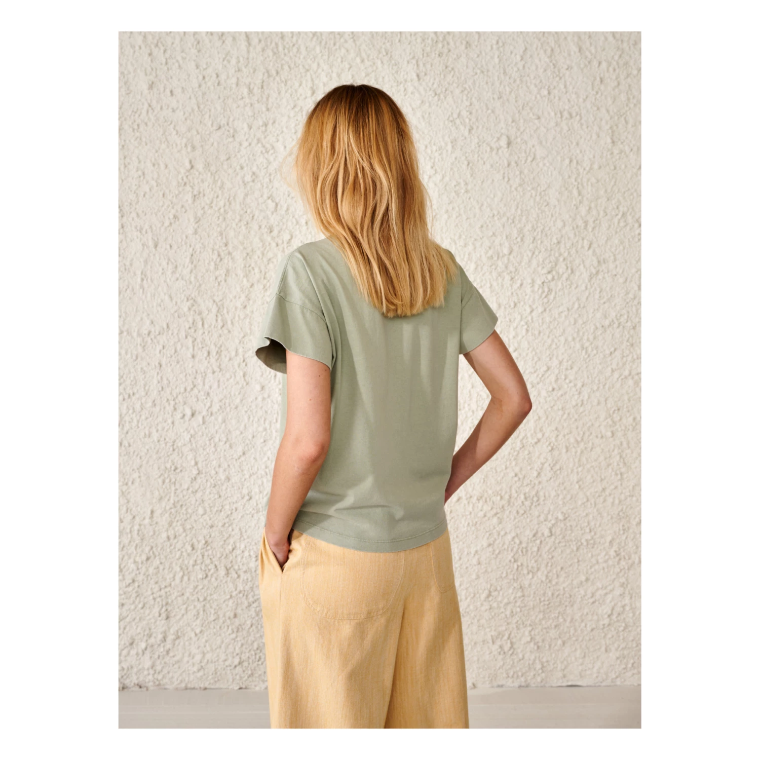 Vogue T-shirt - Women’s Collection - Khaki Bellerose Fashion Adult 6 Vogue T-shirt - Women’s Collection - Khaki Bellerose Fashion Adult - Image 6